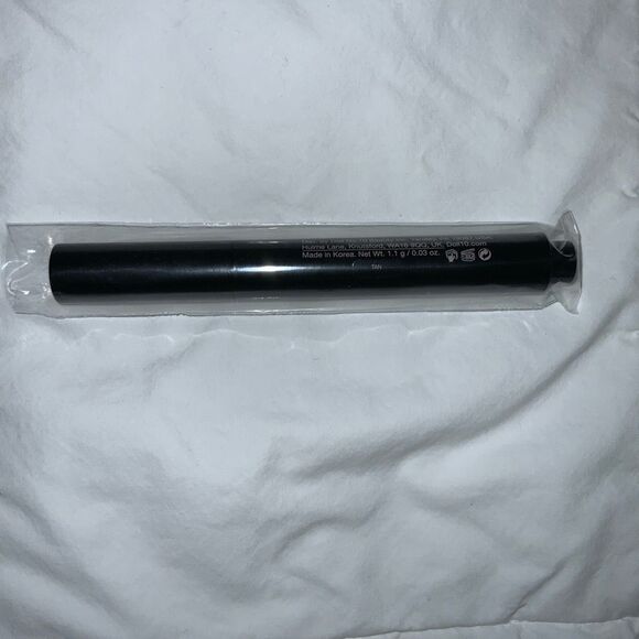 Doll 10 HydraBalm Precision Concealer - Tan NEW - Picture 4 of 4